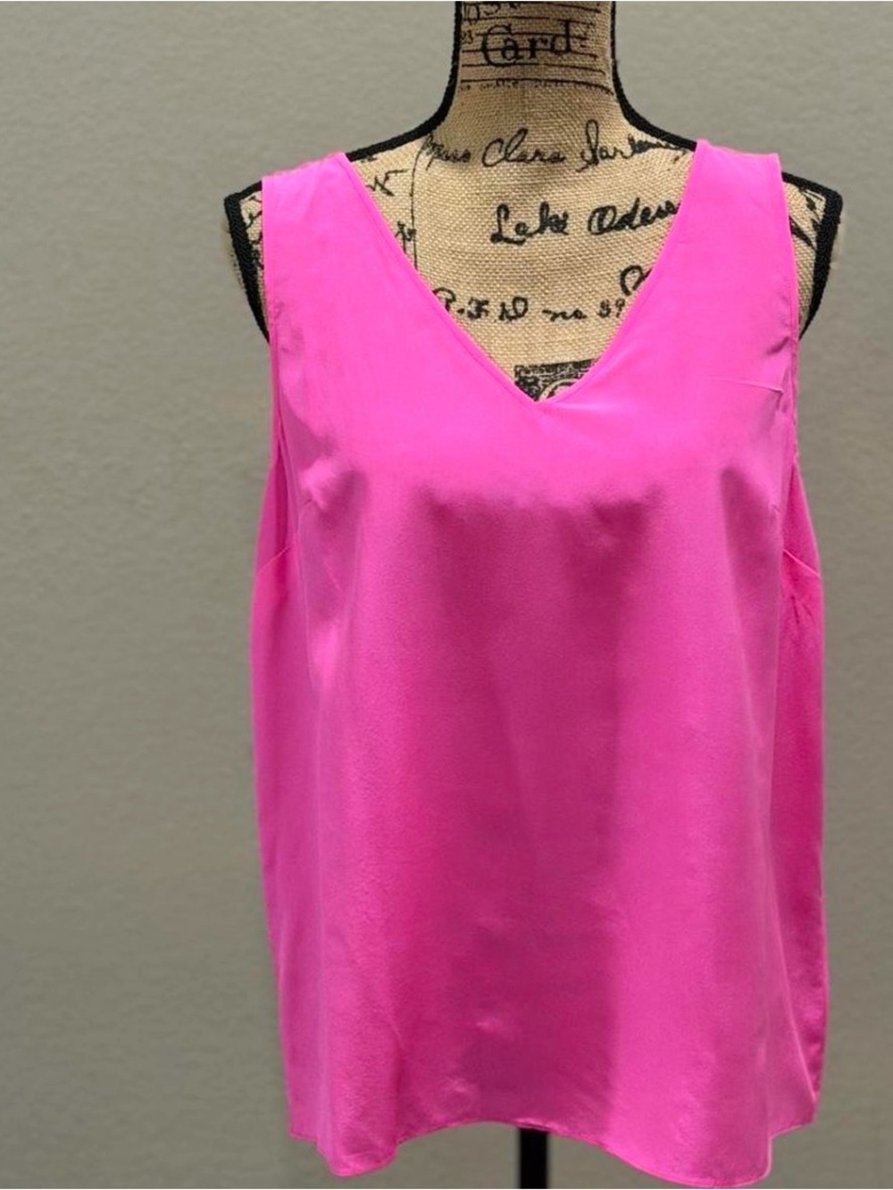 Lilly Pulitzer Hot Pink V-Neck Sleeveless Camisole